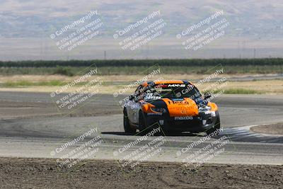 media/Jun-01-2024-CalClub SCCA (Sat) [[0aa0dc4a91]]/Group 5/Race/